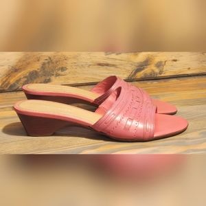 𝅺Naturalizer women's narrow pink leather sandals size 8N A17